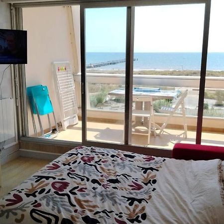 Appartement Vue Mer 4 Personnes Les Bains Exterior foto